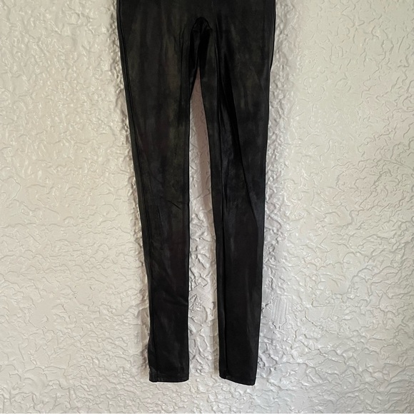 Spanx Faux Leather Leggings Size XS - Picture 4 of 10